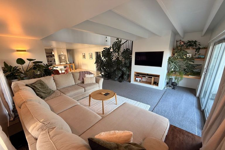 Photo of property in 16 Motukari Place, Onaero, Waitara, 4383