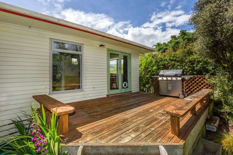 Photo of property in 2 Donlin Road, Pukerua Bay, 5026