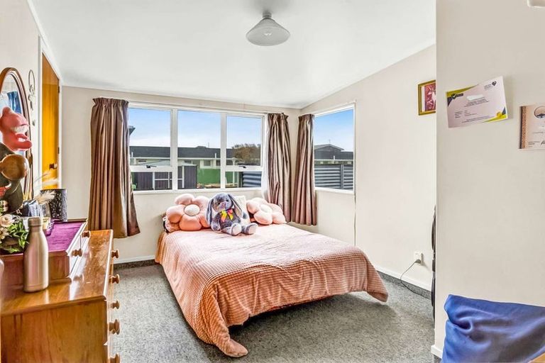 Photo of property in 219 South Road, Hawera, 4610