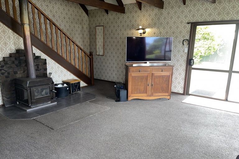 Photo of property in 255 Palmerston Street, Westport, 7825