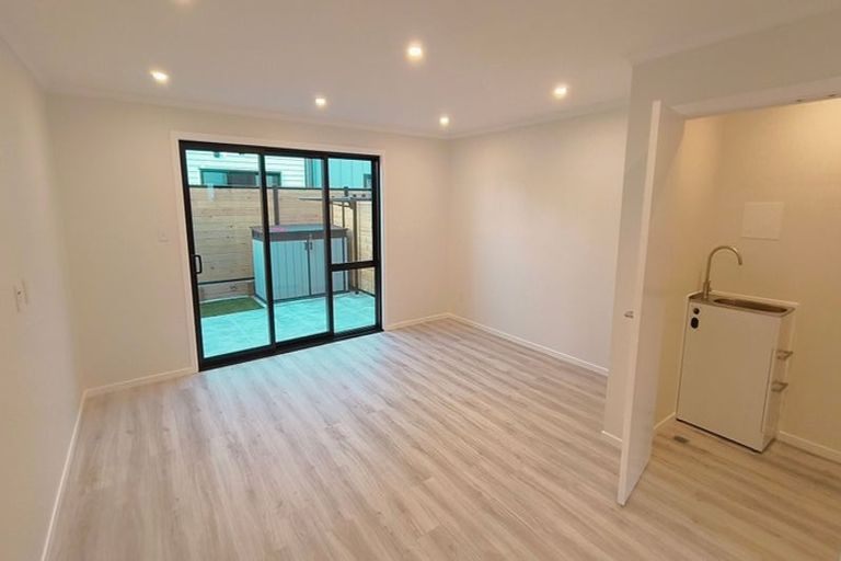 Photo of property in 4 Reakes Crescent, Wallaceville, Upper Hutt, 5018