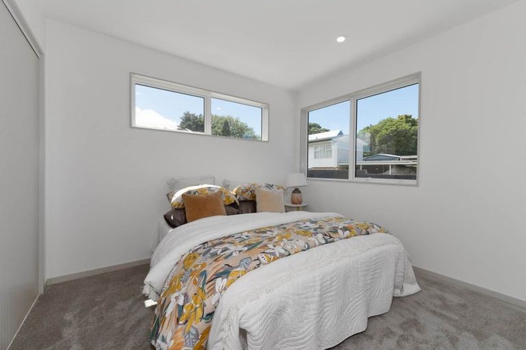 Photo of property in 2/66 Gardner Avenue, New Lynn, Auckland, 0600