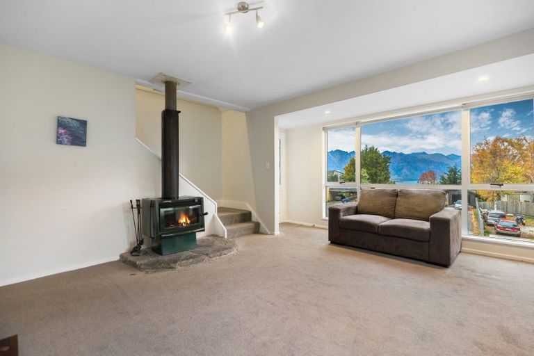 Photo of property in 27 Lochy Road, Fernhill, Queenstown, 9300