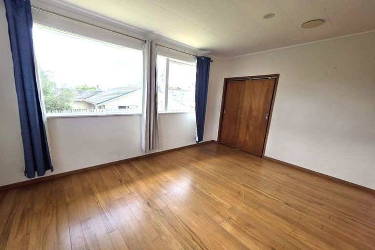 Photo of property in 54 Forest Hill Road, Henderson, Auckland, 0612