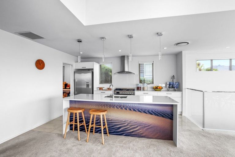 Photo of property in 320 Cannon Hill Crescent, Mount Pleasant, Christchurch, 8081