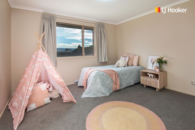 Photo of property in 23 Mallard Drive, Waihola, Outram, 9073