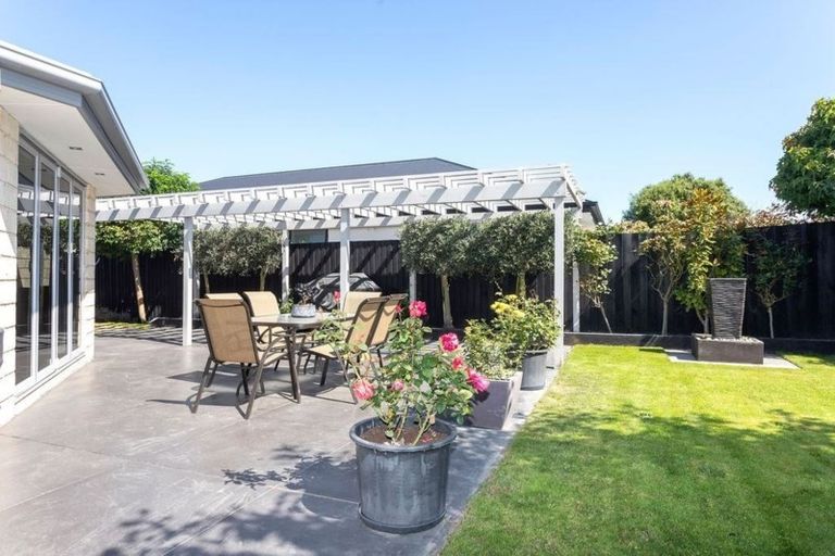 Photo of property in 28 Reka Street, Parklands, Christchurch, 8083