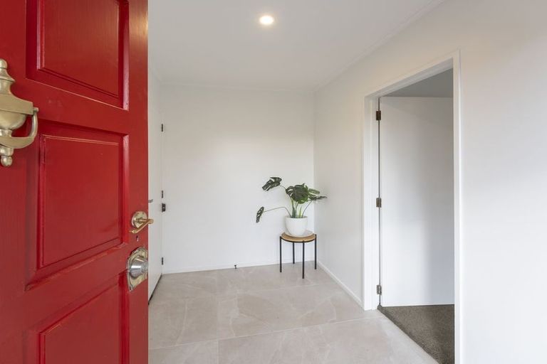 Photo of property in 20 Cherrywood Place, Redwood, Christchurch, 8051