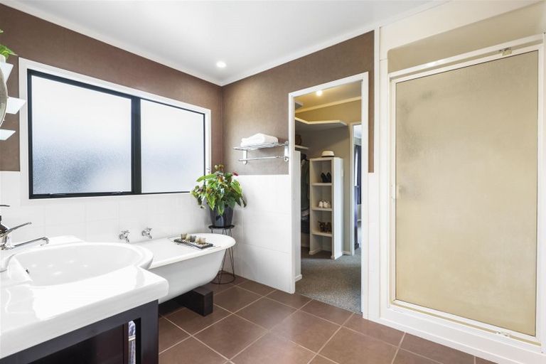 Photo of property in 7 Essendon Court, Glenview, Hamilton, 3206