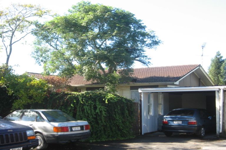 Photo of property in 2/142 Cascades Road, Pakuranga Heights, Auckland, 2010