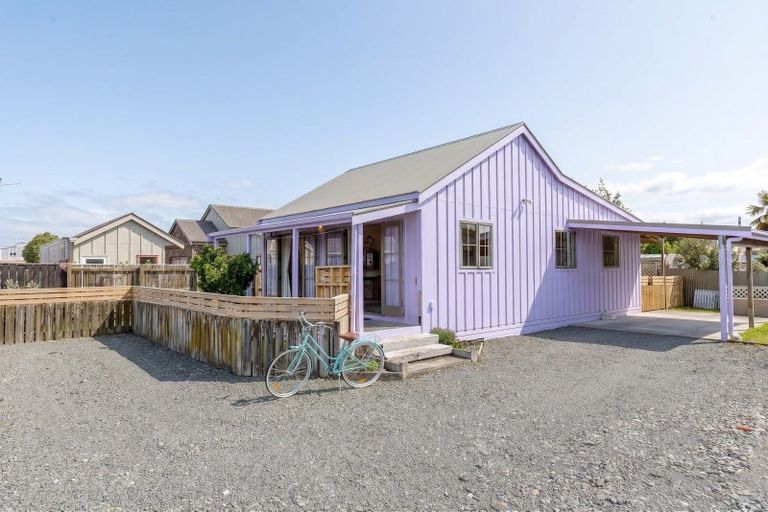 Photo of property in 68a Pembroke Street, Carterton, 5713