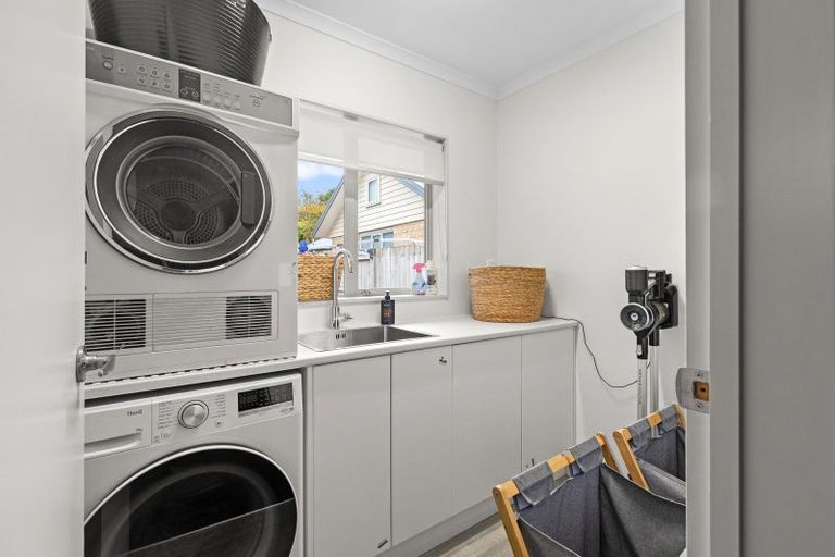 Photo of property in 33 Masefield Terrace, Kelvin Grove, Palmerston North, 4414