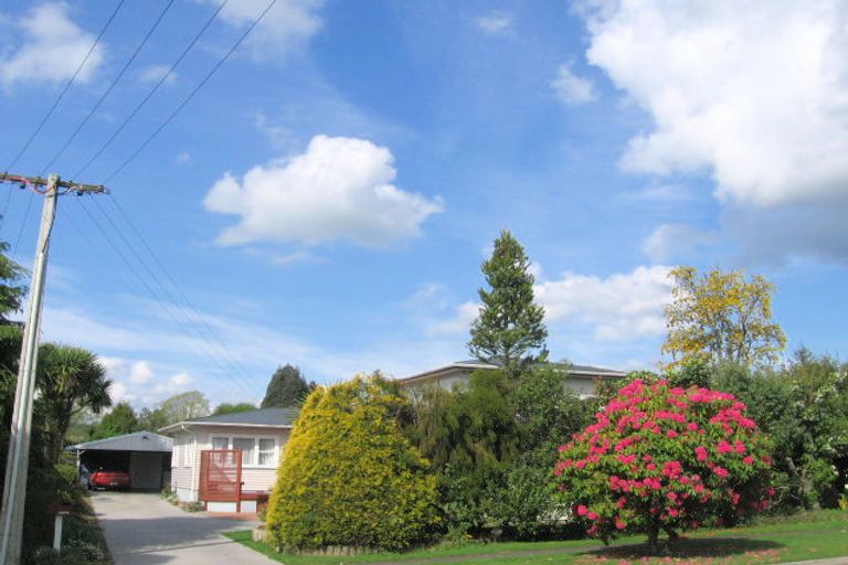 Photo of property in 32 Fairley Road, Lynmore, Rotorua, 3010