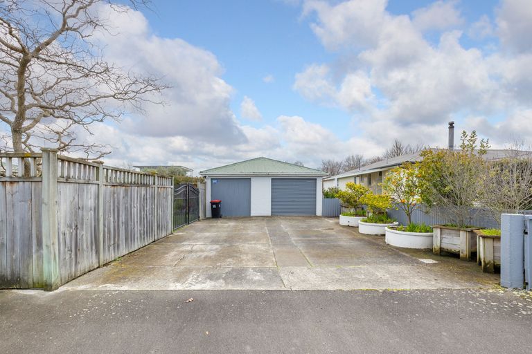 Photo of property in 50 Wyndham Street, Carterton, 5713