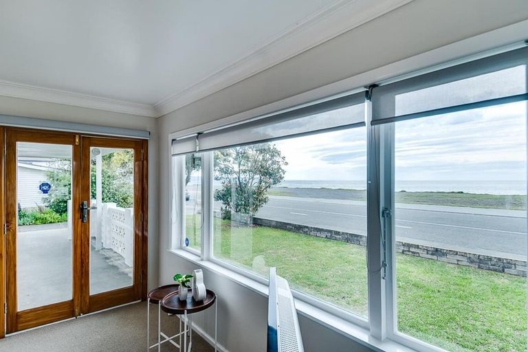 Photo of property in 97 The Esplanade, Westshore, Napier, 4110