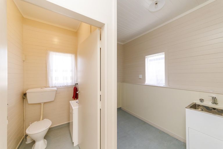 Photo of property in 61 Ferguson Street, Awapuni, Palmerston North, 4412