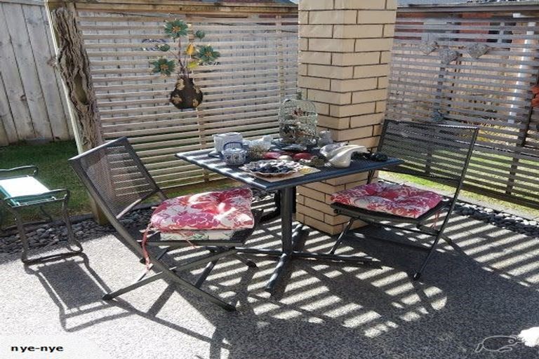 Photo of property in 19 Sovereign Isle Lane, Rototuna, Hamilton, 3210