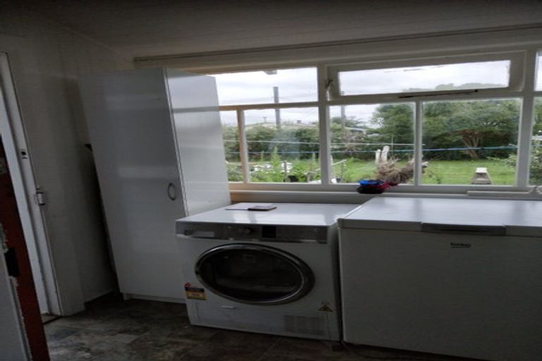 Photo of property in 3 Clyde Street, Levin, 5510