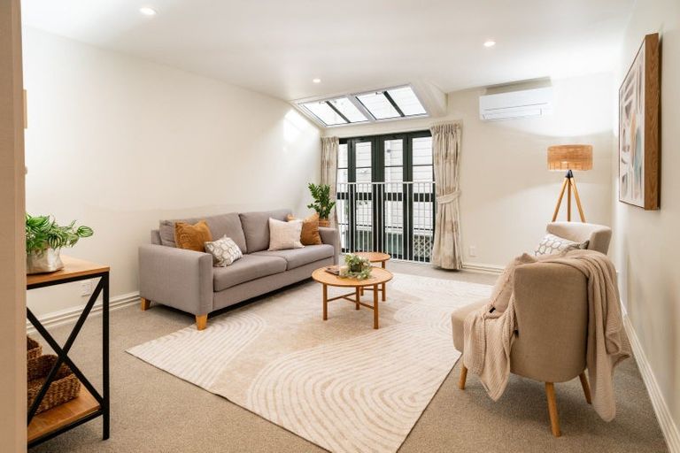 Photo of property in 16b Hobson Street, Thorndon, Wellington, 6011