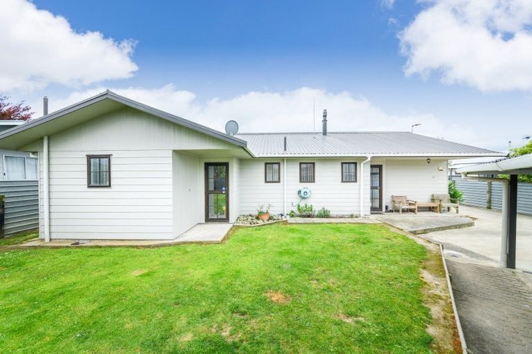 Photo of property in 5 Pryde Place, Feilding, 4702