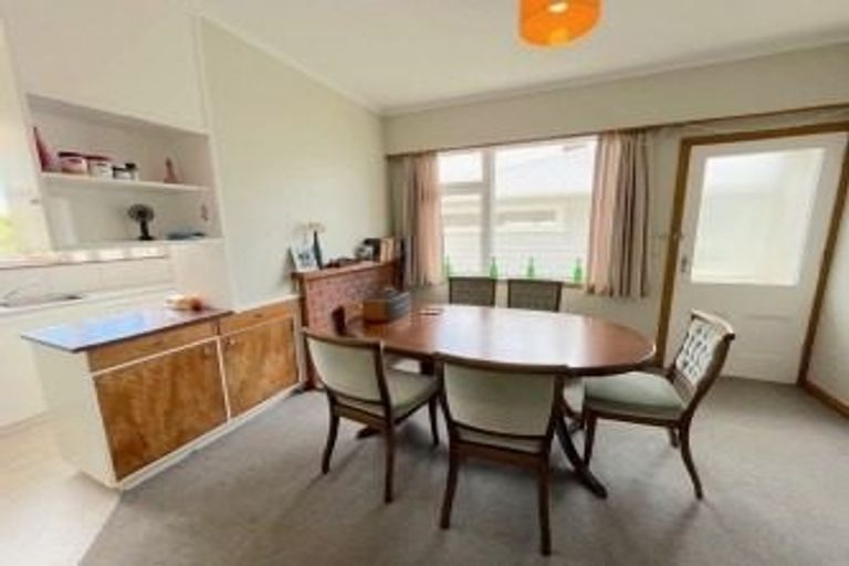Photo of property in 35 Rocklands Avenue, Mount Eden, Auckland, 1024