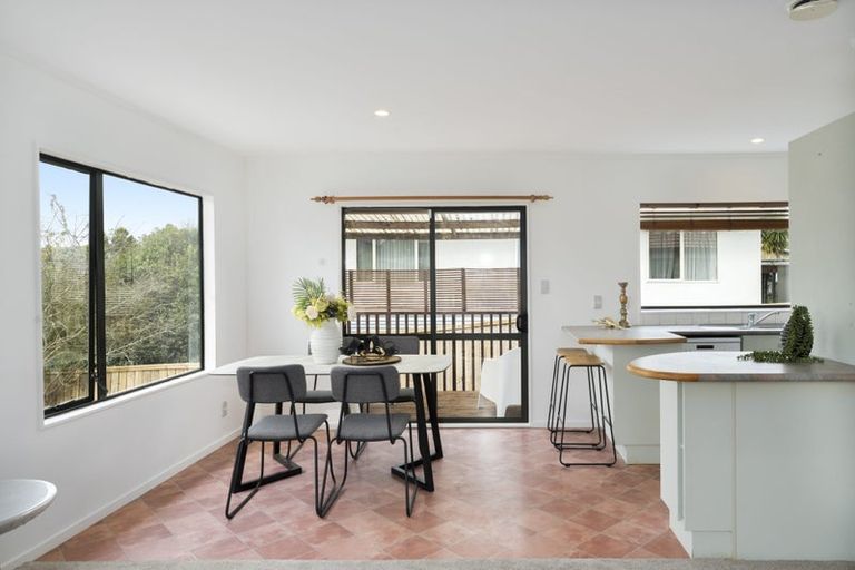 Photo of property in 13b Universal Drive, Henderson, Auckland, 0610