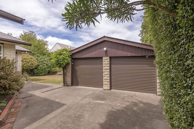 Photo of property in 19 Carruthers Street, Ilam, Christchurch, 8041