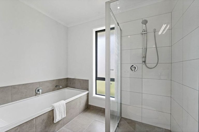 Photo of property in 17 Olivia Road, Pukekohe, 2120