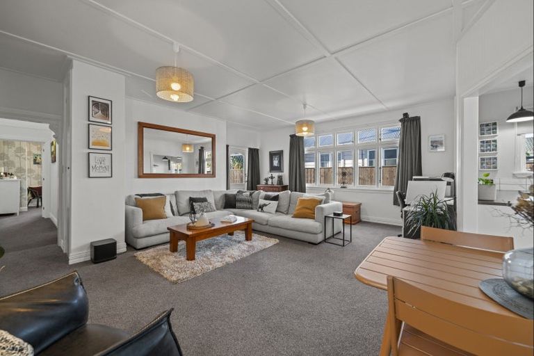 Photo of property in 410 Featherston Street, Palmerston North, 4414