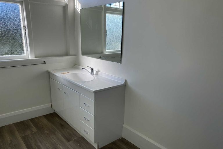 Photo of property in 63 Aorangi Road, Bryndwr, Christchurch, 8053