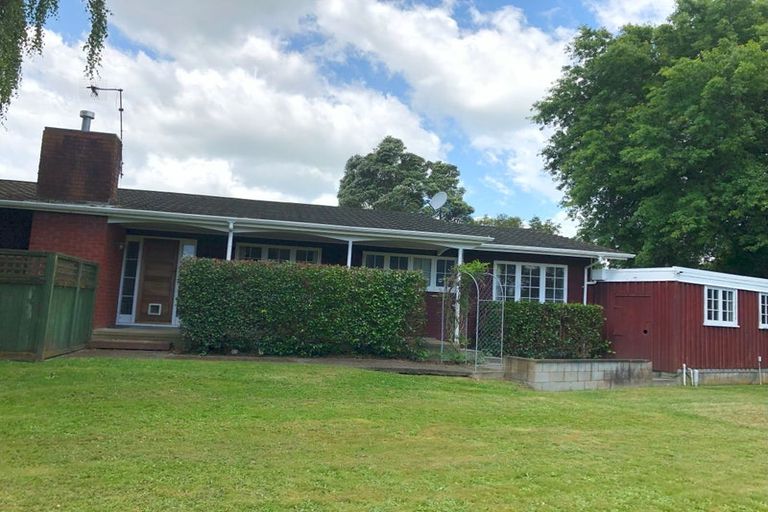 Photo of property in 136 Buick Crescent, Awapuni, Palmerston North, 4412