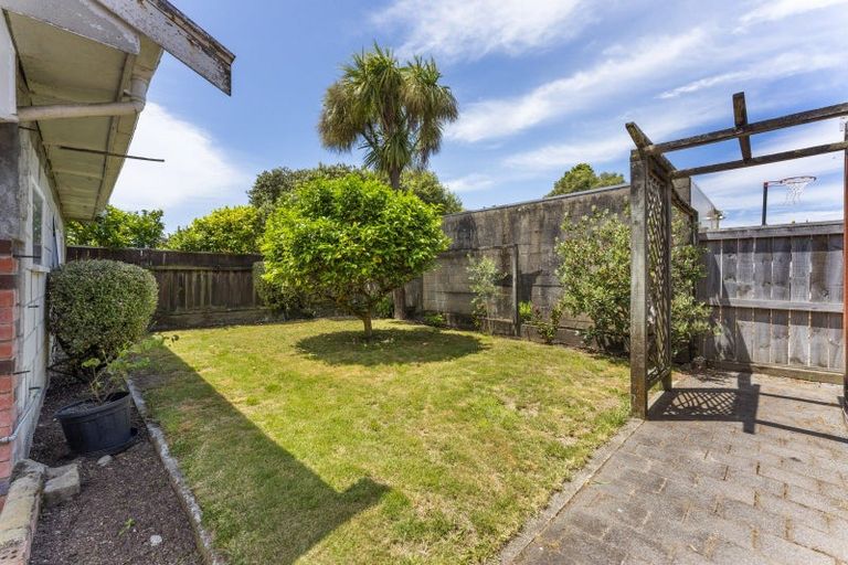Photo of property in 27 Epuni Street, Hutt Central, Lower Hutt, 5011