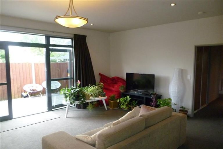 Photo of property in 94a Mackworth Street, Woolston, Christchurch, 8062