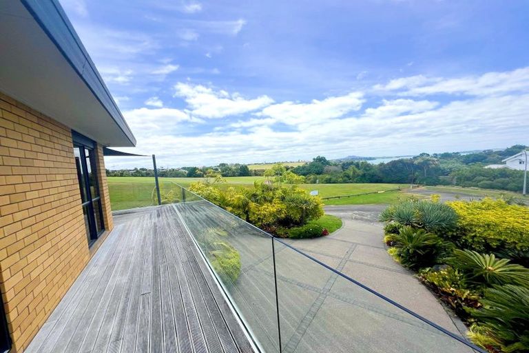 Photo of property in 34 Charles Dickens Drive, Mellons Bay, Auckland, 2014