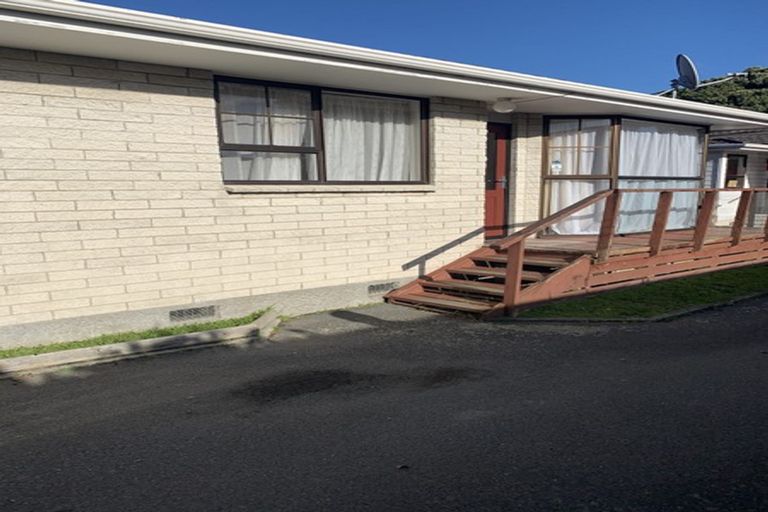Photo of property in 46a Leighton Avenue, Waiwhetu, Lower Hutt, 5010
