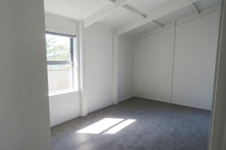 Photo of property in 6b Walsh Road, Westown, New Plymouth, 4310
