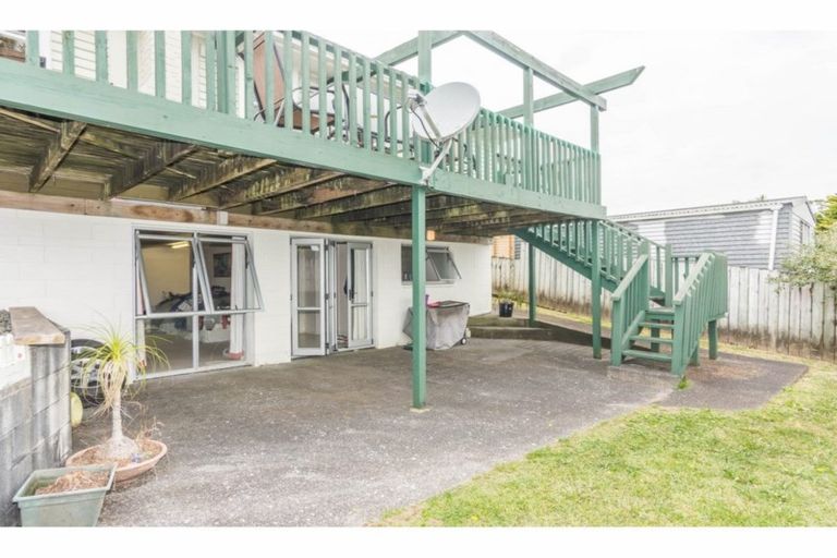 Photo of property in 63 Konini Road, Titirangi, Auckland, 0604