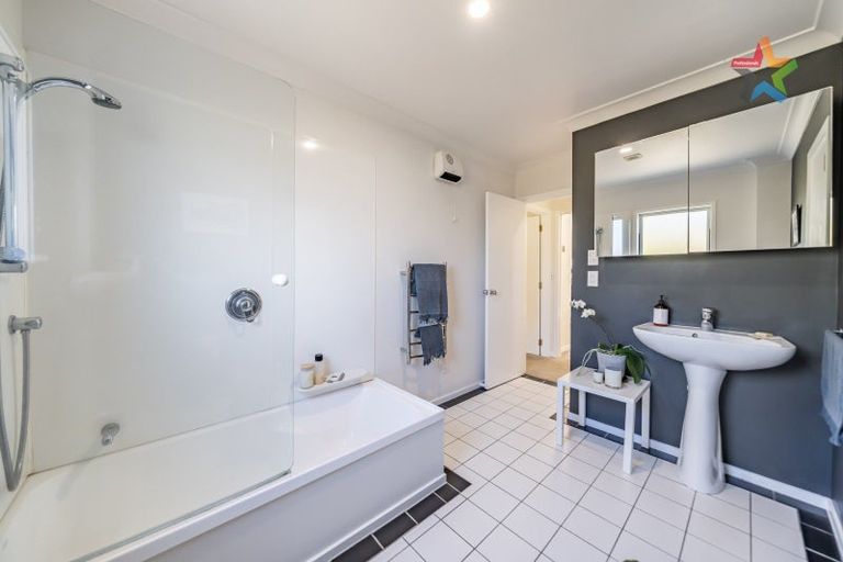 Photo of property in 7a Cornford Street, Karori, Wellington, 6012