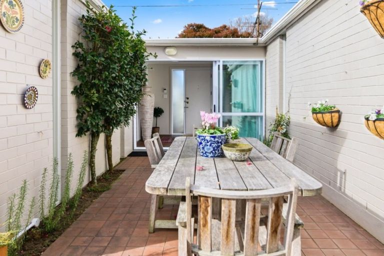 Photo of property in 38 Sophia Street, Glenholme, Rotorua, 3010