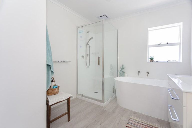 Photo of property in 4 Swale Street, Oamaru North, Oamaru, 9400