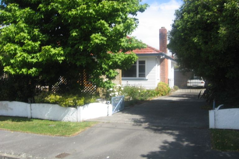 Photo of property in 50 Martin Avenue, Beckenham, Christchurch, 8023