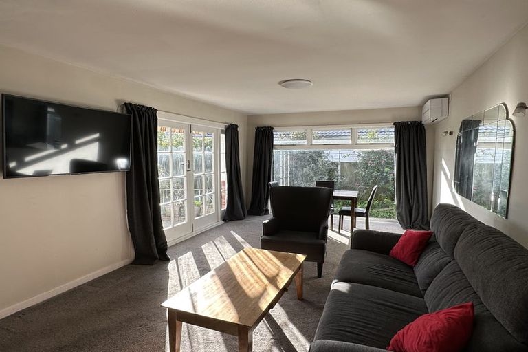 Photo of property in 228 Avonhead Road, Avonhead, Christchurch, 8042