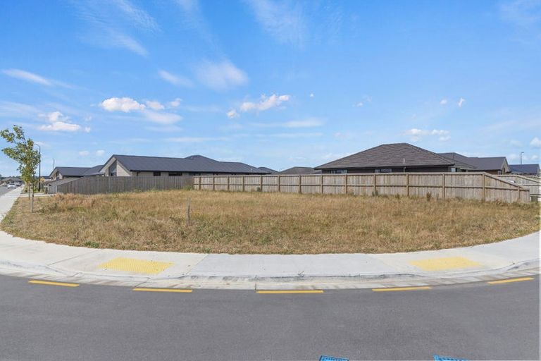 Photo of property in 44 Stackwood Avenue, Woodend, 7691