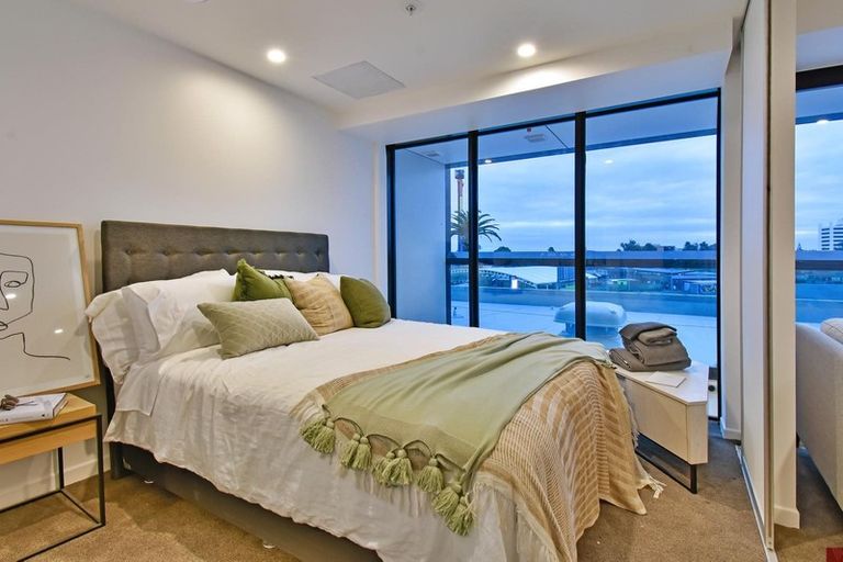 Photo of property in 1106/8 Lakewood Court, Manukau, Auckland, 2104