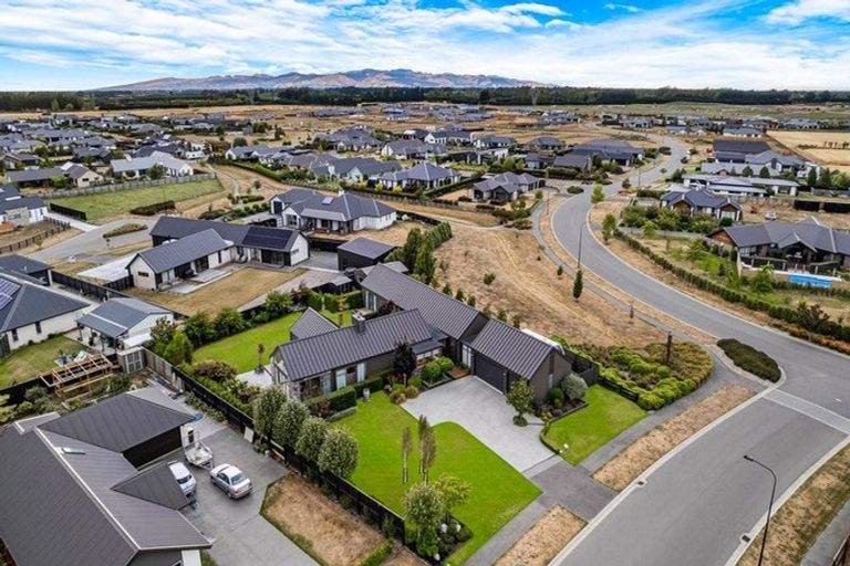 Photo of property in 2 Silver Peaks Drive, West Melton, 7618