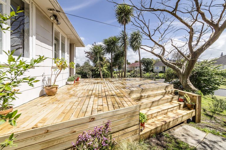 Photo of property in 2a Manuka Crescent, Hillcrest, Rotorua, 3015
