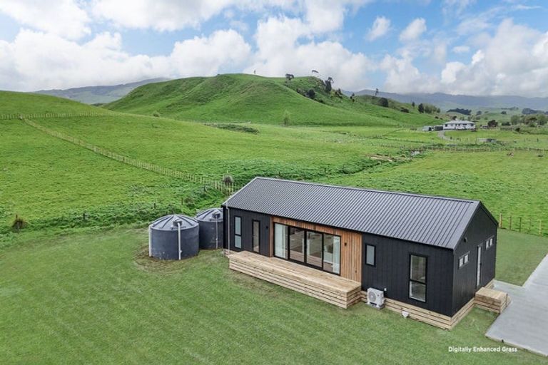 Photo of property in 437 Pinfold Road, Papatawa, 4998