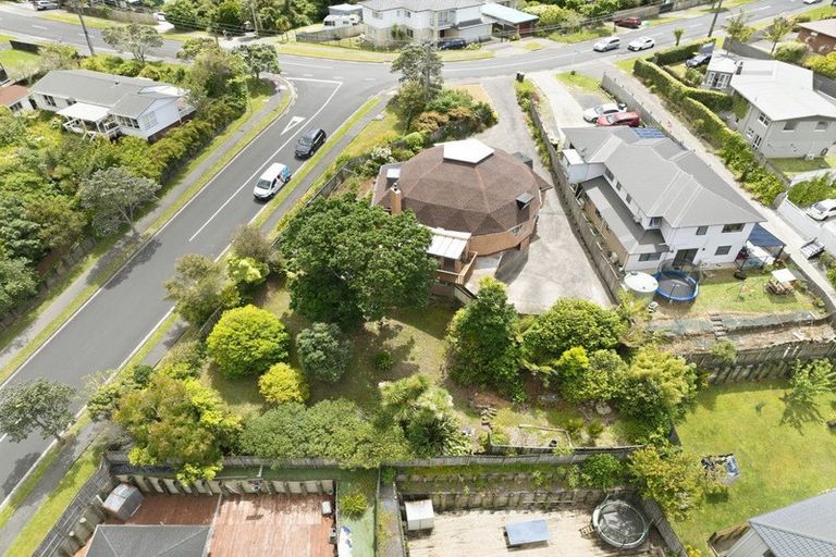 Photo of property in 272 Sturges Road, Henderson, Auckland, 0612