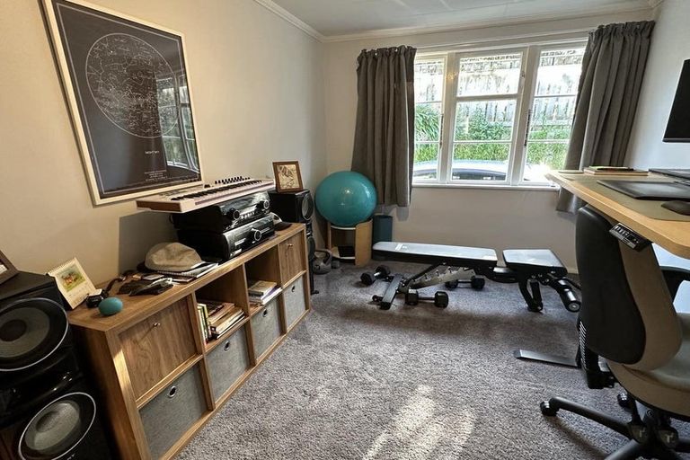 Photo of property in 20b Martin Road, Manurewa, Auckland, 2102