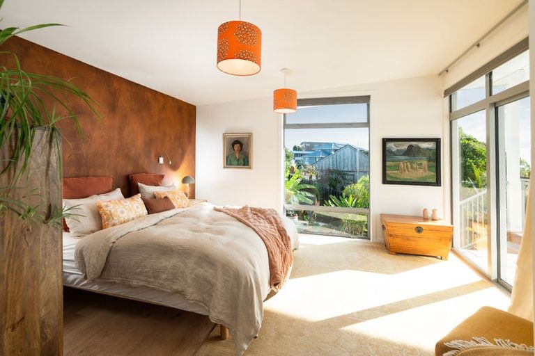 Photo of property in 6 Pine Ridge Terrace, Waikanae Beach, Waikanae, 5036